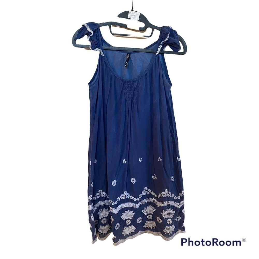 MeElla Blue and White Embrored Sleeveless Dress. Sz.S